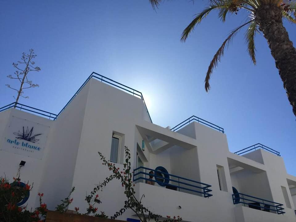 Arto Blanco Apartment Agua Amarga  Exterior foto